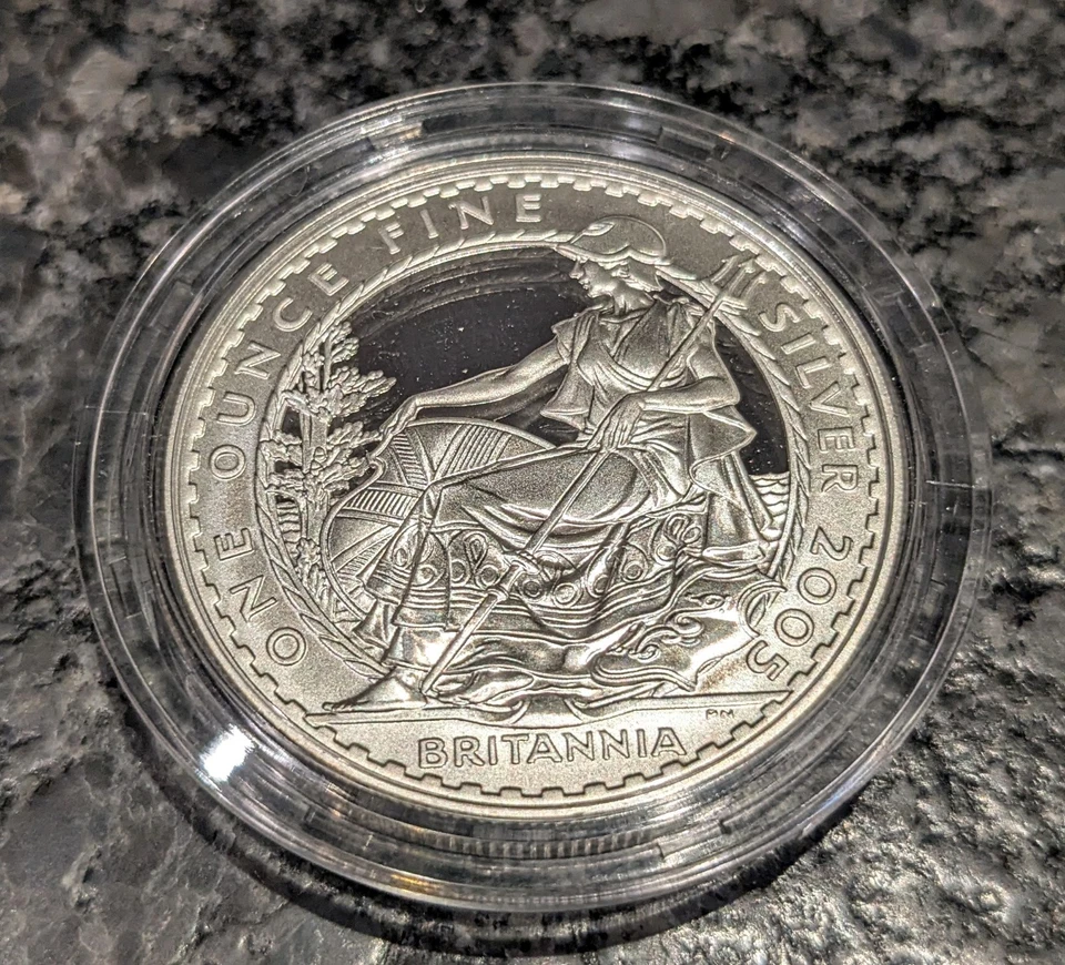 2005 Silver 2lb.Brittania British Royal Mint 1oz. Proof - Image 2 of 4