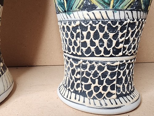 Vintage chinesische Sonnenblume Floral grüne Vase handbemalt Set 2 10,25" und 12" - Bild 7 von 15