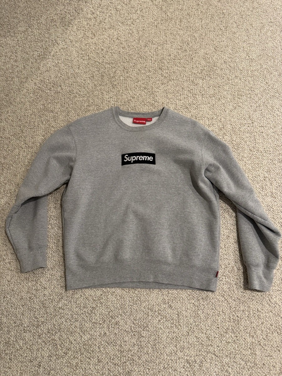 SUPREME BOX LOGO SMALL CREWNECK FW22 HEATHER GREY CREWNECK SUPREME BOX LOGO SMALL CREWNECK FW22 HEATHER GREY CREWNECK