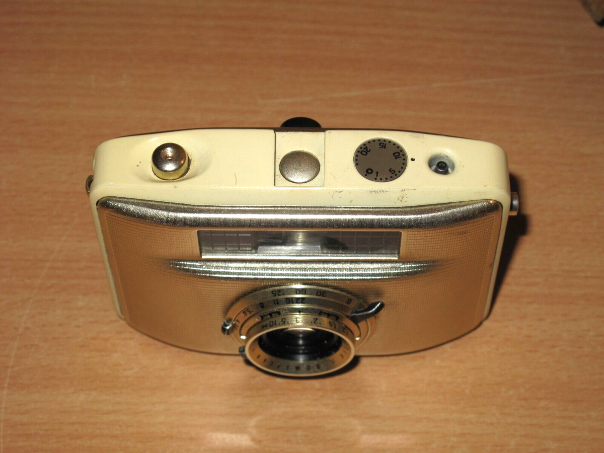 Pentakon Penti II Camera Meyer Optik Domiplan V 3.5/30 Lens Pentakon Penti II Camera Meyer Optik Domiplan V 3.5/30 Lens