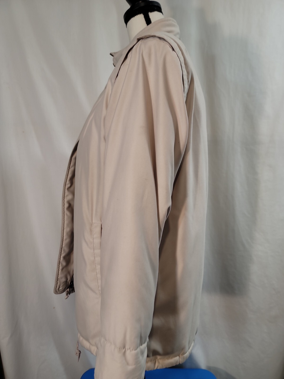 Off-white Cortland down filled  Winter jacket.  S… - image 2