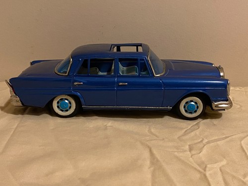 Bandai Mercedes 220 Schiebedach Blech Friktion Spielzeugauto Japan AT-97 - Bild 4 von 8