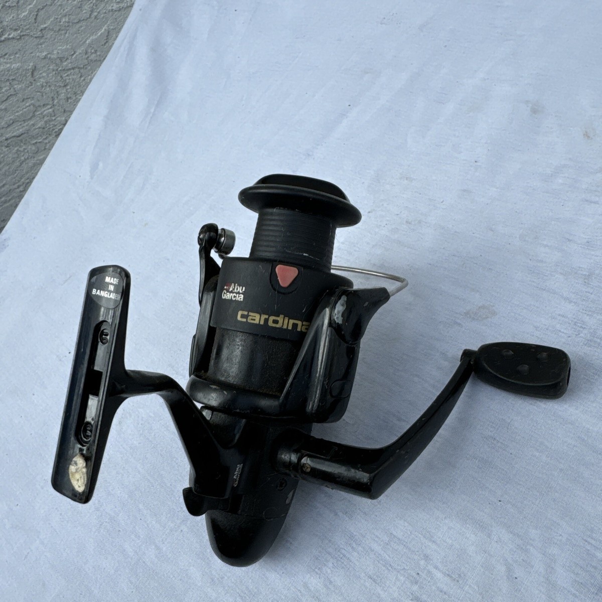Vintage Abu Garcia Cardinal Ultra Cast Size 4 Fishing Reel