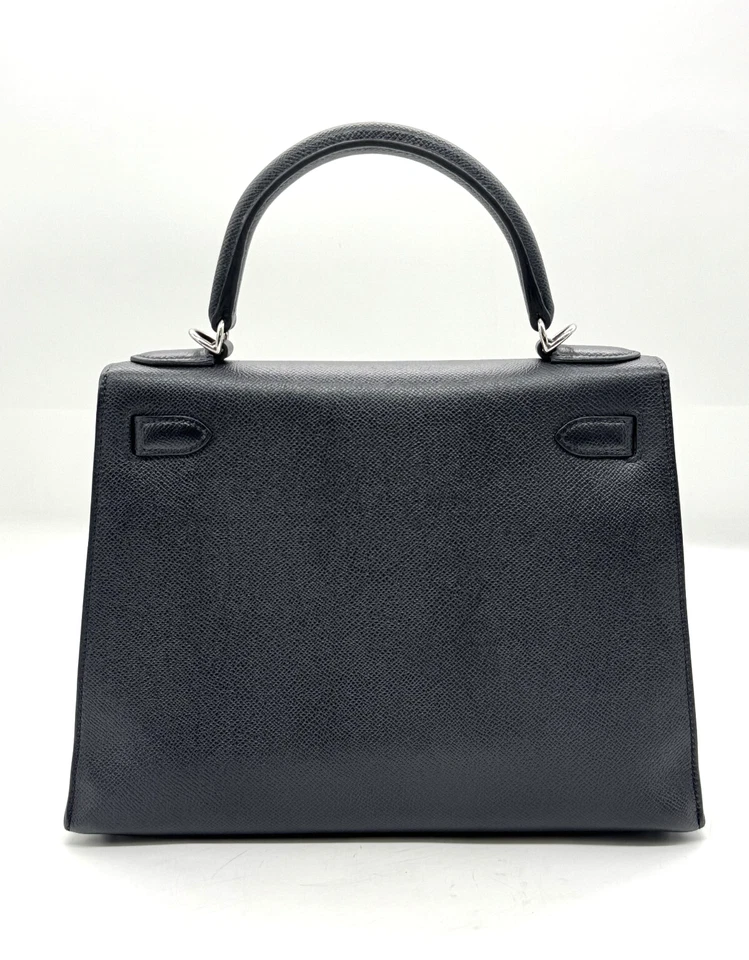 Hermes Kelly Sellier 28 Negro Epsom Paladio Herrajes Foto 4 de 4