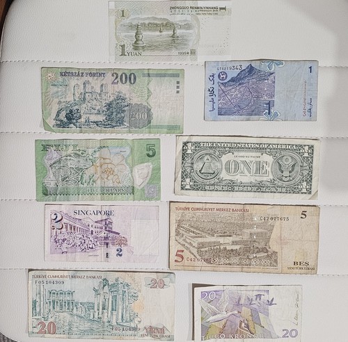 International Currency Notes Bundle - USD, English Pound, and More | eBay