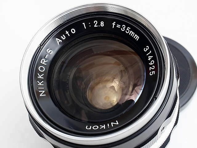 Nikon Nikkor-S Auto 35mm F2.8 Pre-Ai Wide Angle Prime Lens Nikon Nikkor-S Auto 35mm F2.8 Pre-Ai Wide Angle Prime Lens