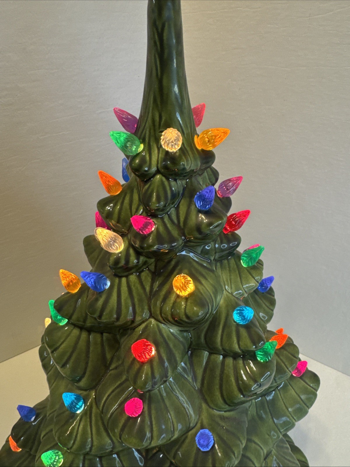 1976 Byron molds christmas tree lighted With Music 17”