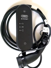 NEW GENUINE  AUDI 11KW E-TRON Q4 Q5 A3 EV HOME PUBLIC UNIVERSAL CHARGER KIT