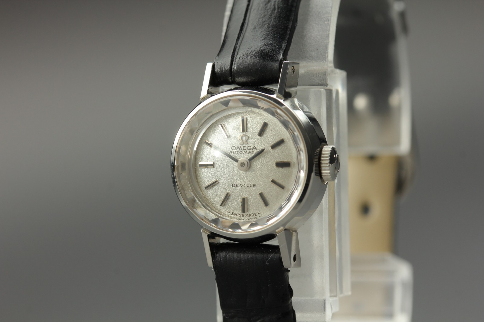 OMEGA De Ville Automatic Vintage 1968 Womens Watch Cal.661 Ref.551.038 24J