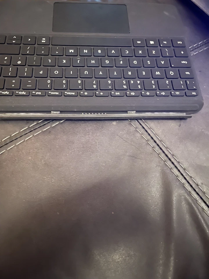 Microsoft Surface Go 2 3 Cover Black Keyboard Magnetic Keys for Tablet and Case - Image 2 of 4