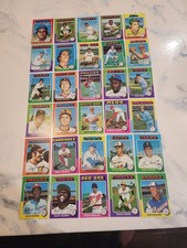 1975 Topps Baseball Cards 44