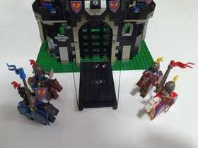 Lego Castle Black Monarch's Castle 6085