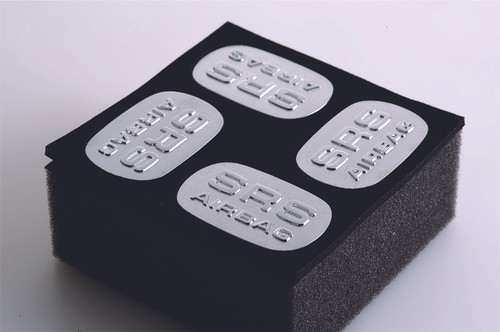 JUEGO DE 4 INSIGNIAS SRS INTERIORES CROMADAS PARA MERCEDES BENZ W220 CLASE S 1998-2005 - Imagen 2 de 4