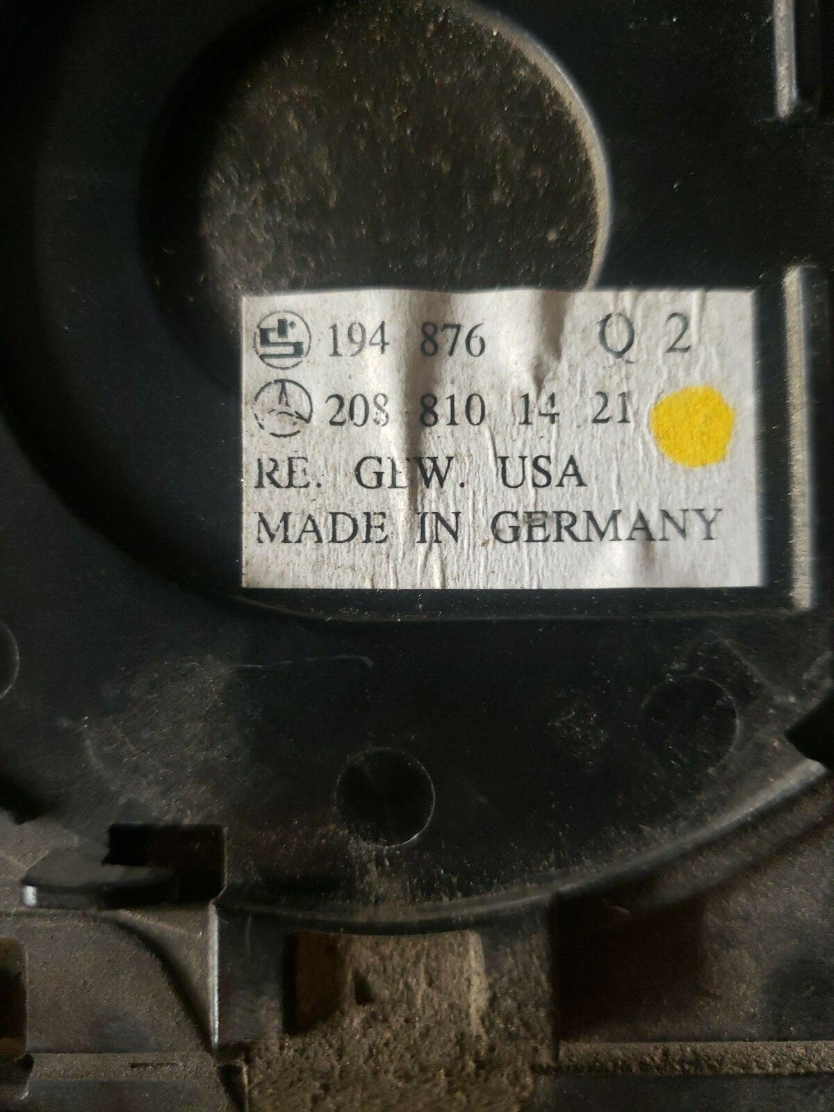 0004 Mercedes W208 CLK320 CLK430 Rear View Door Mirror Glass Right