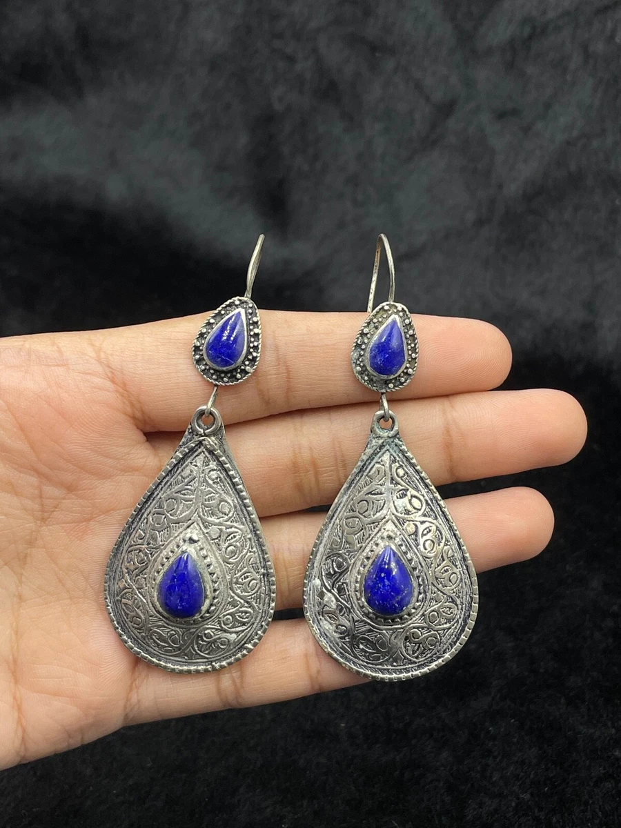 Earrings stone deals design