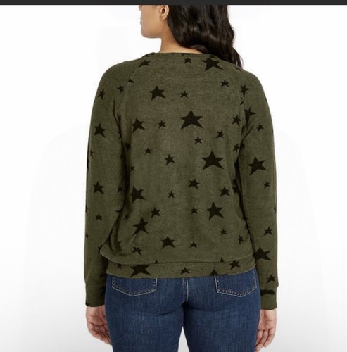 Buffalo Woman Crewneck Long Sleeve Ultrasoft Fabric Printed Cozy Top - Picture 11 of 18