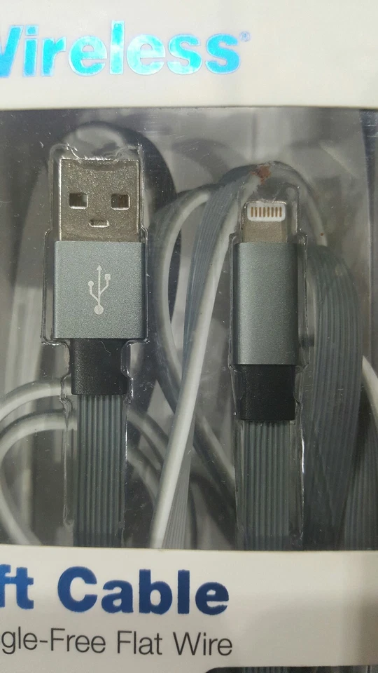 Cable plano sin enredos Just Wireless de 6 pies para iPhone X 8 7 6 6S plus 5S 5c gris Foto 4 de 4
