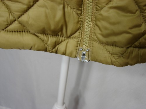 Athleta Whisper Featherless Puffer Vest Green Full Zip Quilted Womens L Flaw - Picture 3 of 10