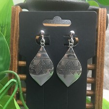 1.5  Silver-tone Clip-on Earring Set Bohemian Retro Drop New Free Ship 164