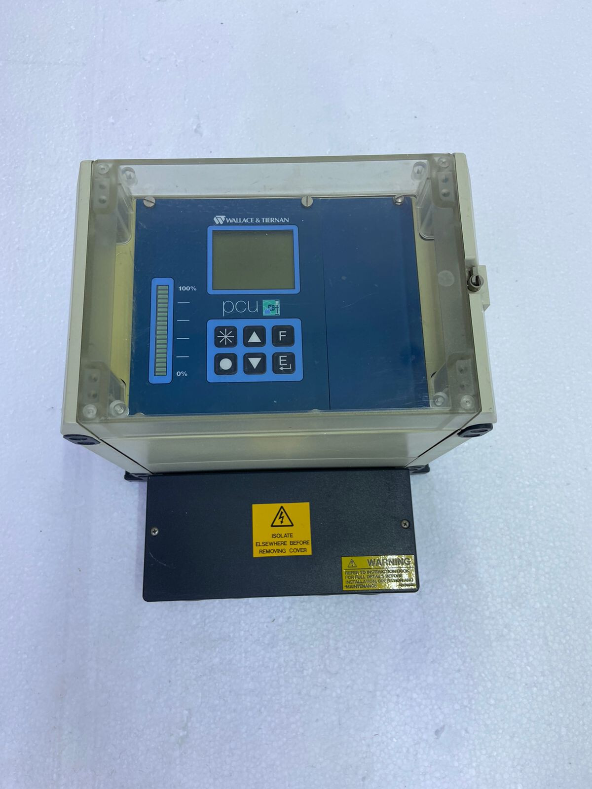 Analizador/controlador de cloro Wallace & Tiernan AAC5576, CH#142 (PROBADO)