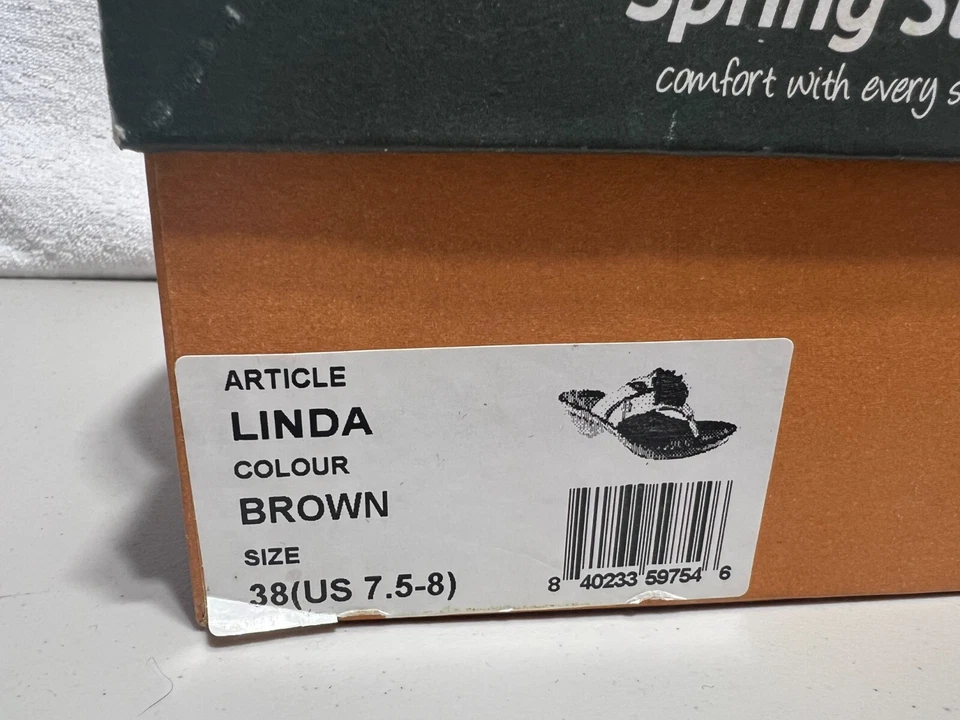 New Spring Step Linda Brown Leather Flower Thong Style Women Sandal 38 7.5 NIB - Image 3 of 4