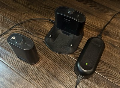 iRobot Roomba Docking Station + Charger Model 17063 + Virtual Wall   500/600/700