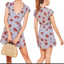 Reformation garnet wrap dress size xs blue poppies chiffon
