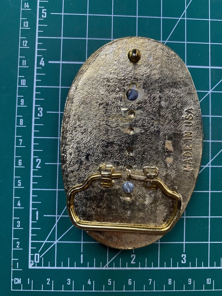 Hebilla de cinturón tono plata y azul con cabujón de arenisca Foto 3 de 4