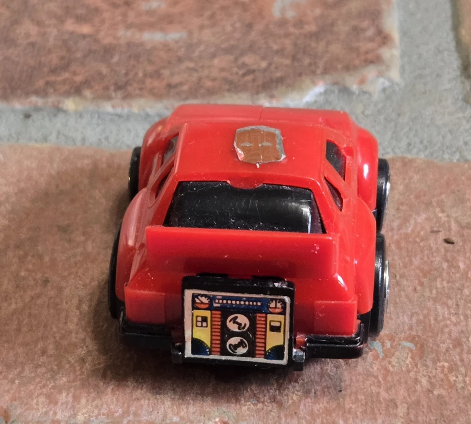 Authentic 1984 Transformers G1 Cliffjumper Mini Vehicle. Taiwan Variant Hasbro - Image 3 of 4