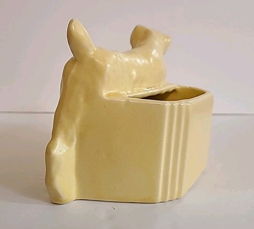 Nelson McCoy Dog with Coat / Blanket Yellow Planter 1940's Top 100 Findables - Picture 7 of 15