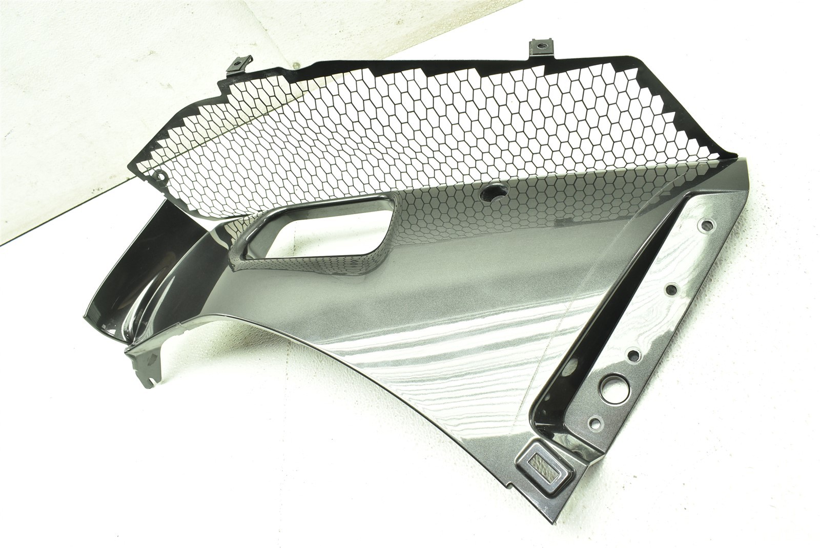 Mclaren 570s Left Driver Air Duct Quarter Panel Grille Trim 13A6805CP 
