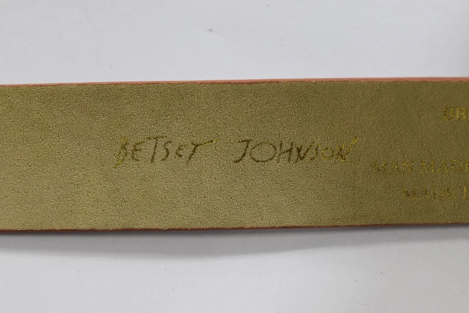 Cinturón para mujer Betsey Johnson talla S marrón ancho medio latón tachonado informal Foto 4 de 4