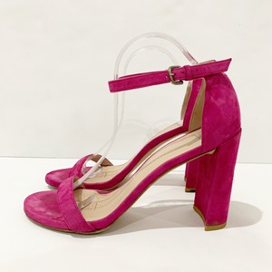 raspberry sandals heel