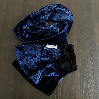 GIORGIO ARMANI Le Collezioni scarf velvet black paisley on blue