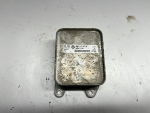 VW JETTA Mk7 2019 Öl Kühler 04E117021K 1.4 Benzin 110KW