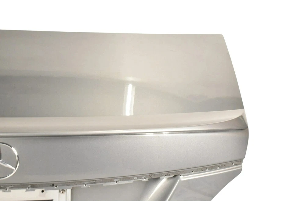 Conjunto de panel de carcasa tapa maletero 12-18 Mercedes W218 CLS550 CLS400 plateado OEM Foto 4 de 4