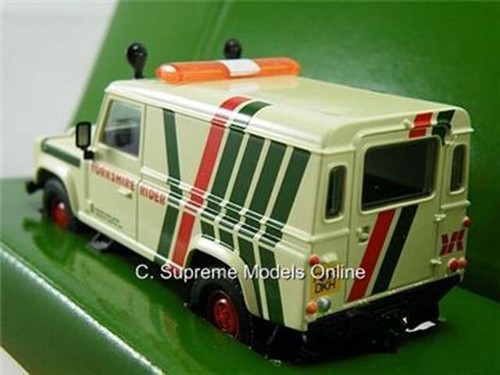 CORGI LAND ROVER DEFENDER MODEL CAR YORKSHIRE RIDER BUS 1:43 LWB CC07713 T3 - Picture 4 of 5