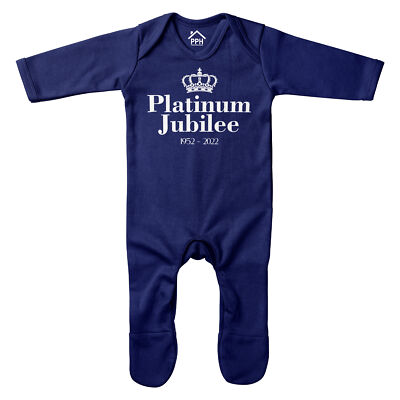Kühnes Platin Jubiläum 19522022 Strampler Spruch Country Geschenk für Baby Queen