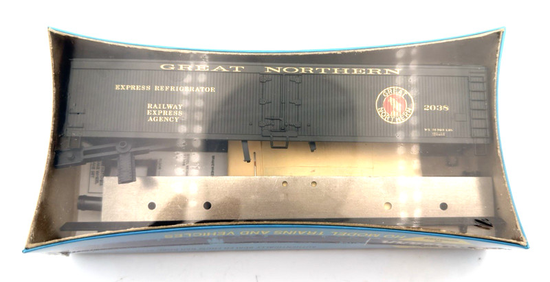 HO Athearn Great Northern 50' EXP Reefer Car Kit Road #2038 Original Box