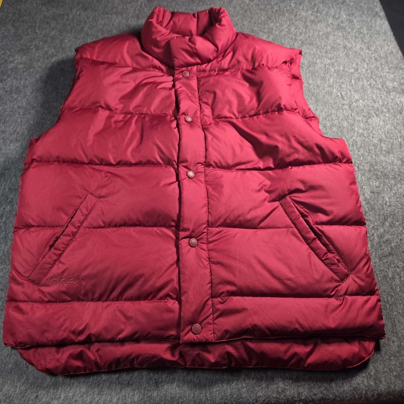 Cabela's Vest Mens Large Red Premier Northern Goose Down Puffer Quilted Snap
Opens in a new window o