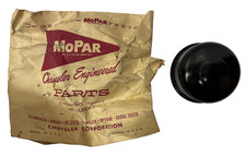 New Old Stock Crankcase Air Cleaner For 1956-57 Models Mopar 1673677