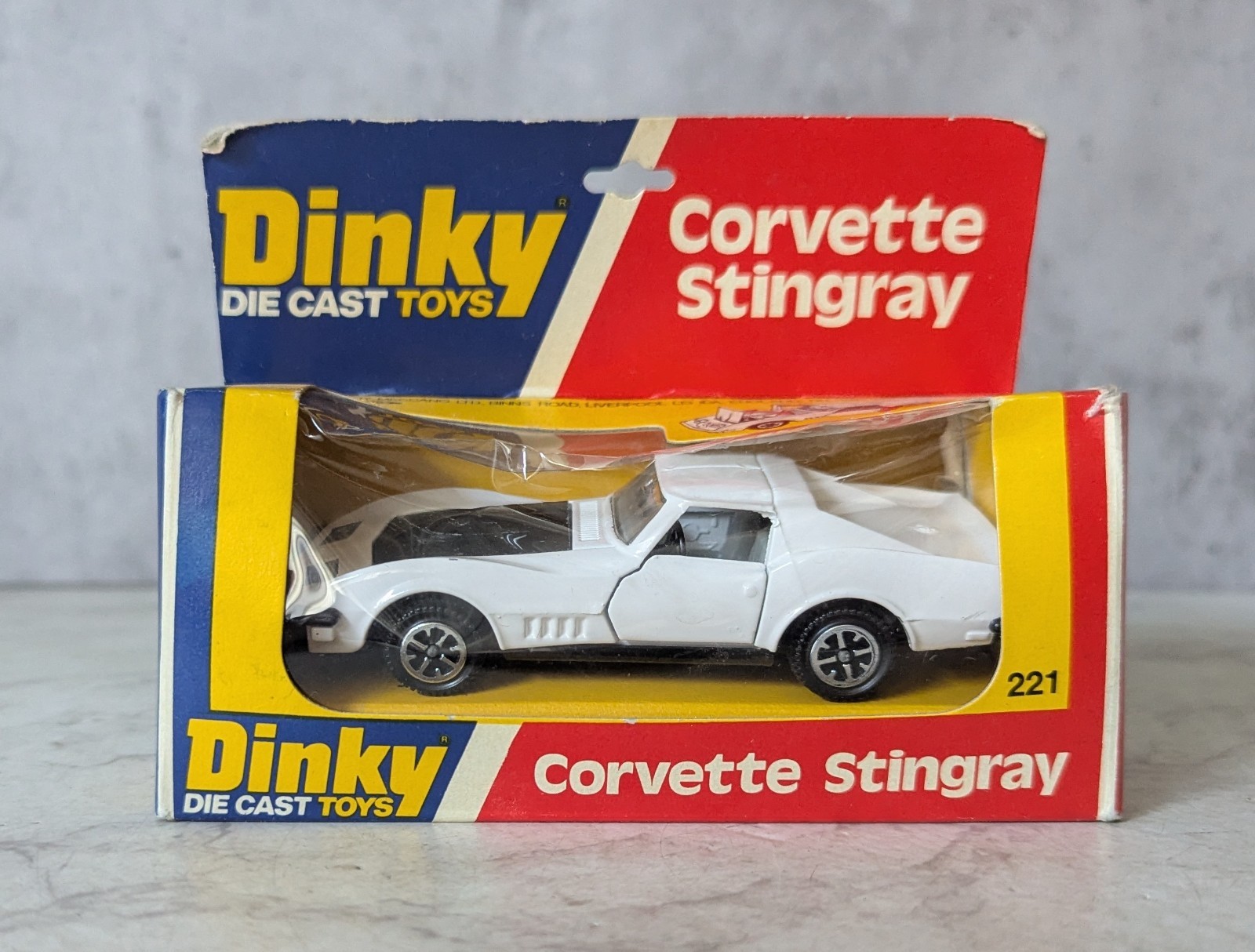 DINKY TOYS 206 - Chevrolet Corvette Stingray C3