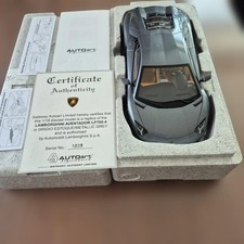 AUTOart 1/18 Lamborghini Aventador LP700-4 Gray Scale Model Car