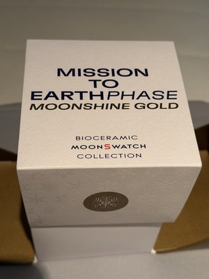 Swatch OMEGA x Swatch Moonshine Gold 2026