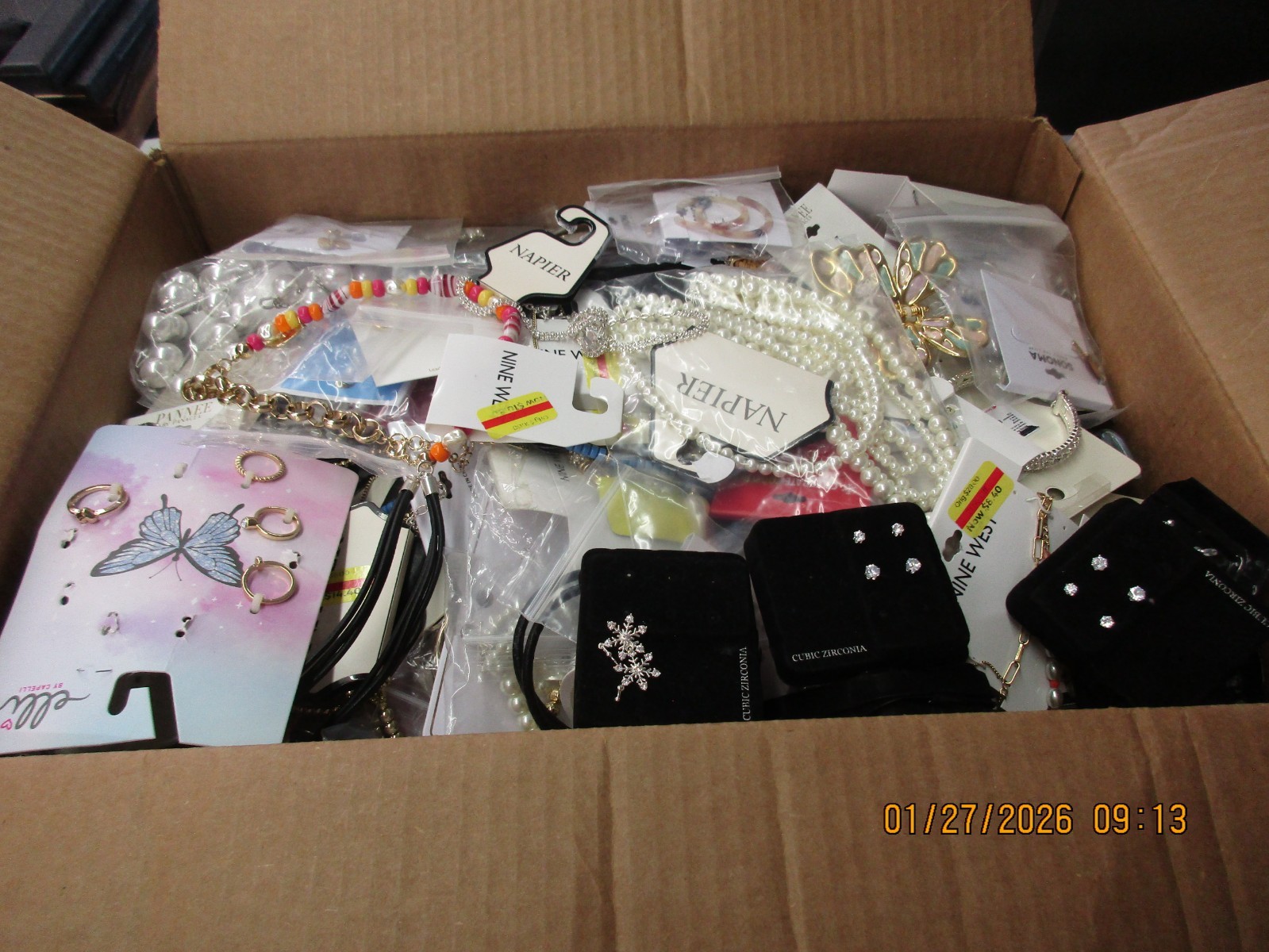 13 Pounds Store Return Shelf Pulls Fashion Jewelry Earrings Necklace Steampunk