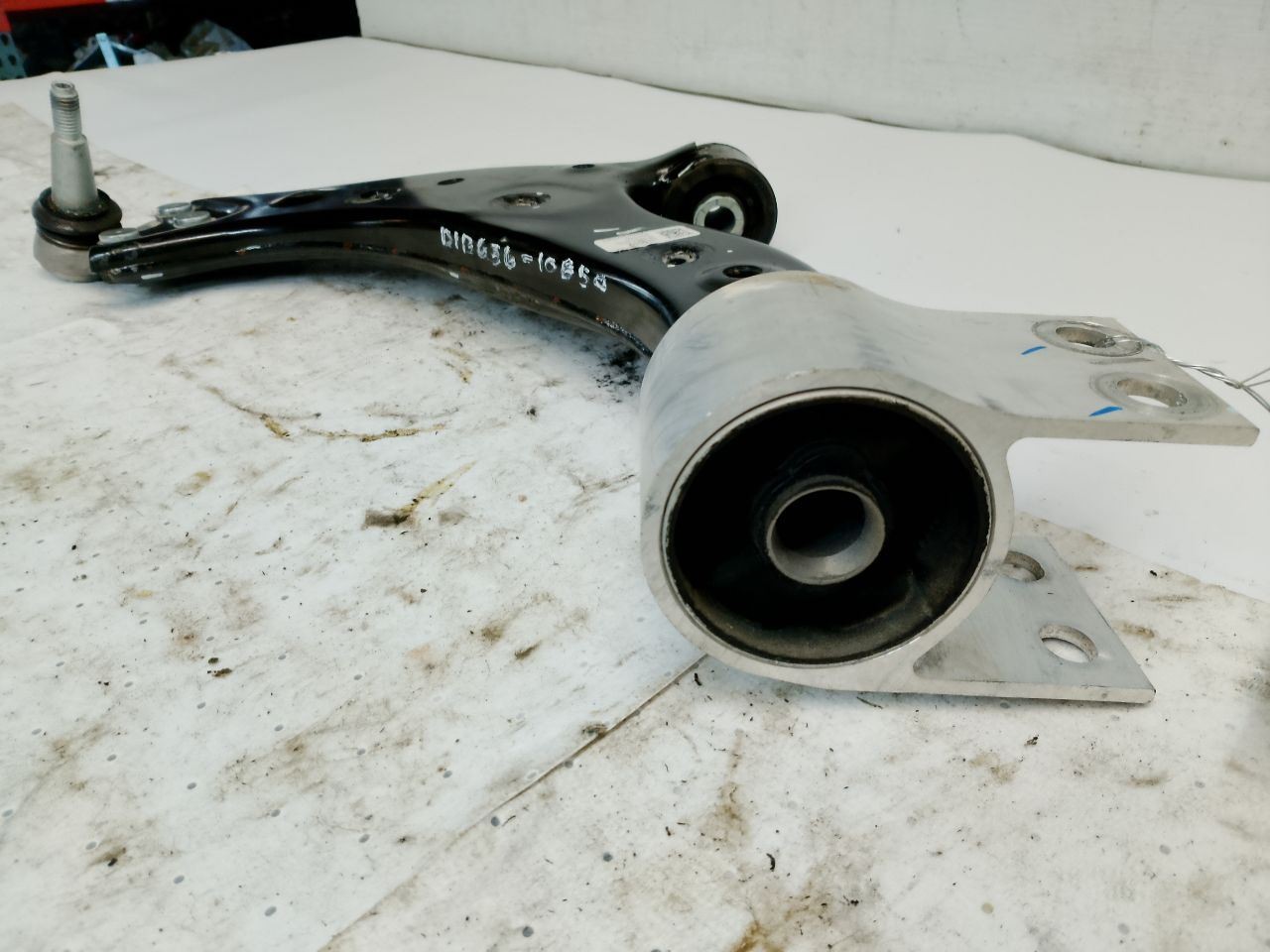86805549 Front Driver Left Lower Control Arm from 2025 Chevy Equinox EV 12340300