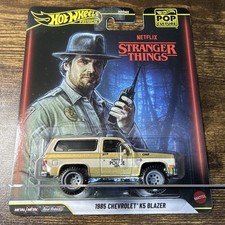 🔥Hot Wheels Pop Culture Stranger Things 1985 Chevrolet K5 Blazer Police 1:64🔥