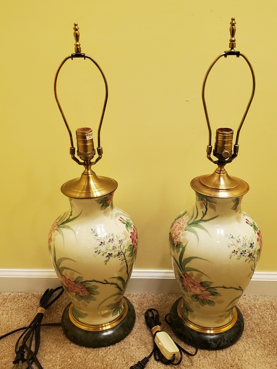 Vintage WILDWOOD LAMPS ( Pair ) Minehiko Asano Signature Vintage WILDWOOD LAMPS ( Pair ) Minehiko Asano Signature