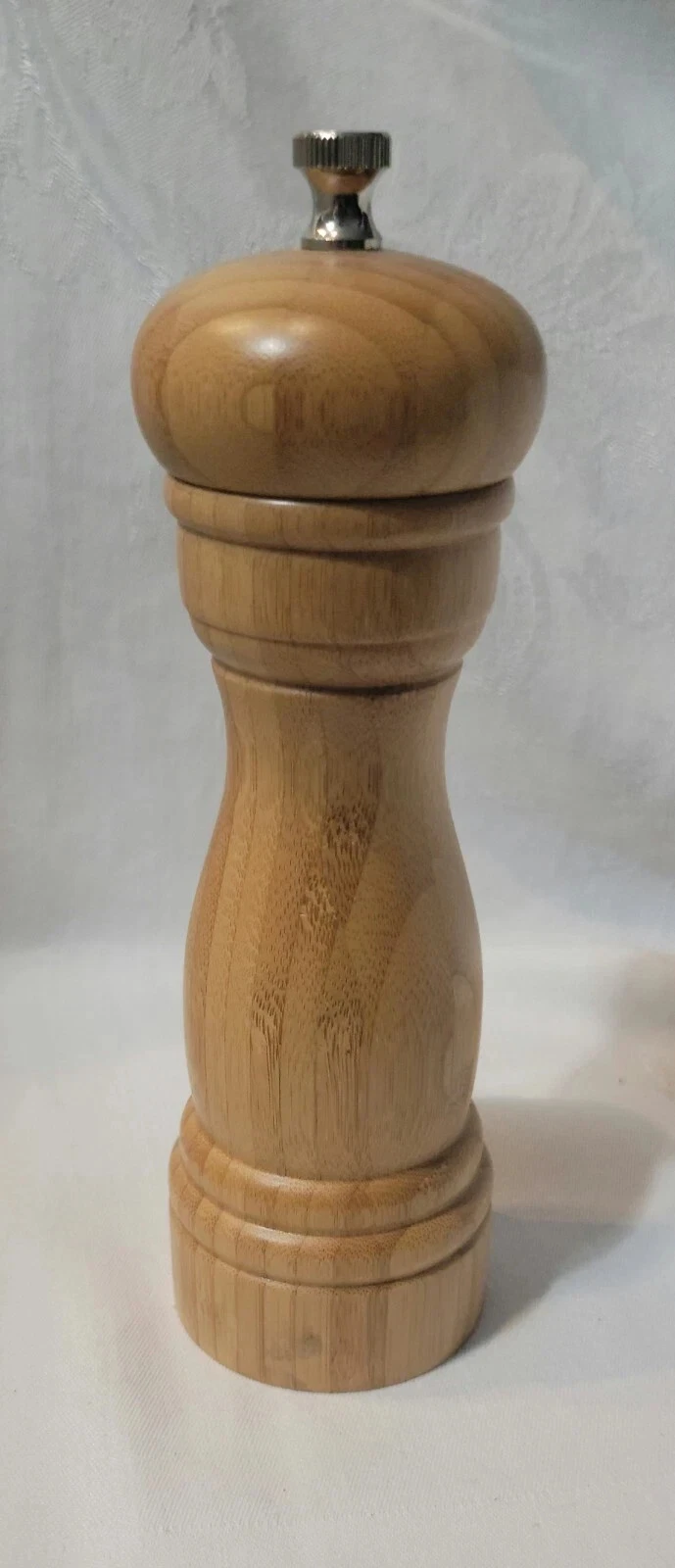 Vintage 8" William Bounds Bamboo Pepper Grinder