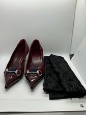Vtg Y2K Gucci GG Logo Monogram Kitten Low Heel Point Toe Leather Pumps